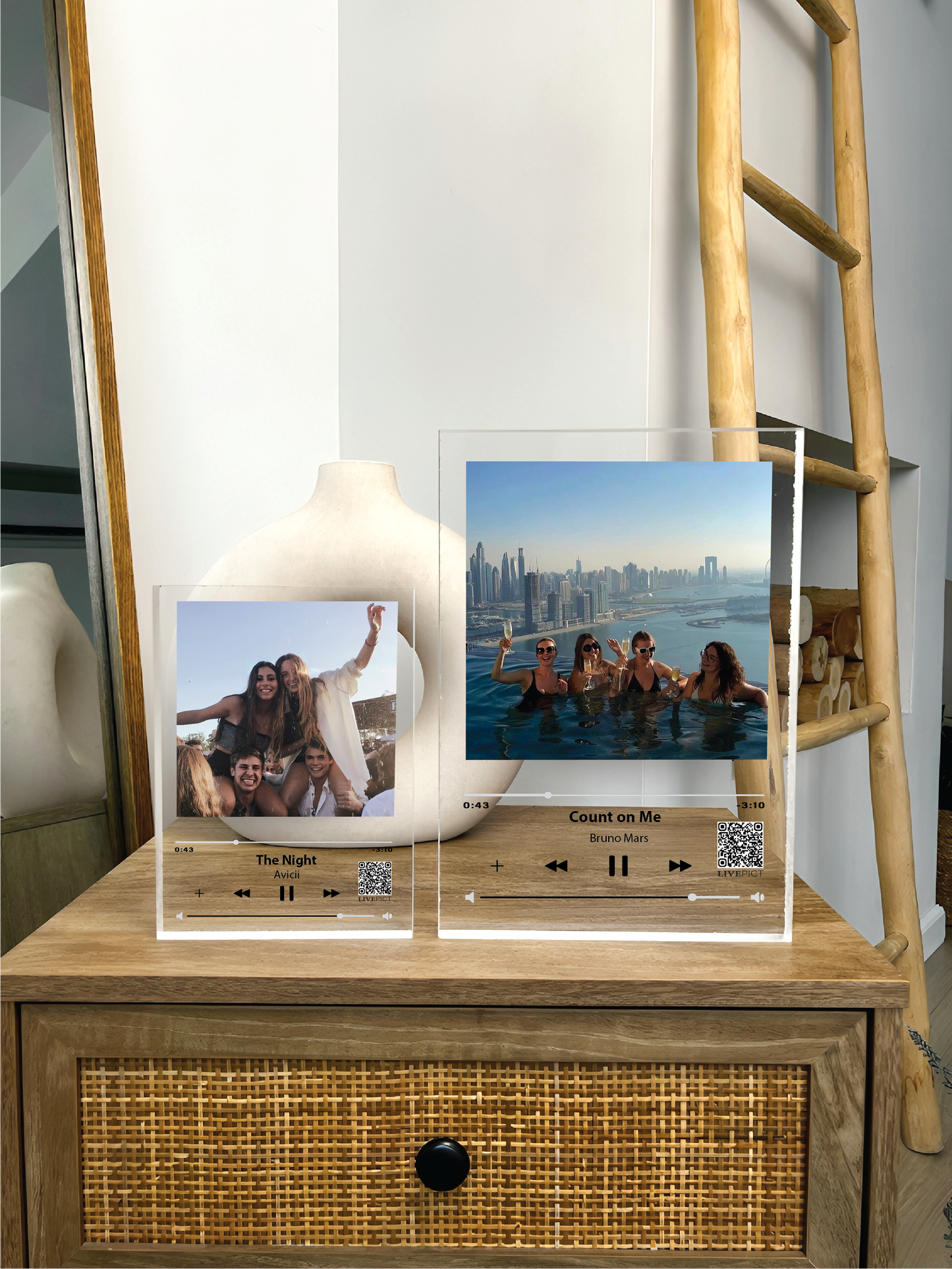 בלוק אקריליק מיוזיק גלאס בלייב